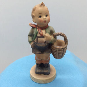 Goebel Hummel Figurine Village Boy TMK3 51 3/0